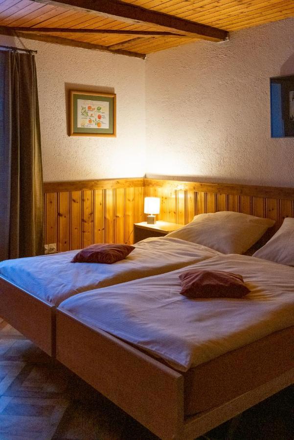 Auberge Du Prevoux Le Locle Kültér fotó