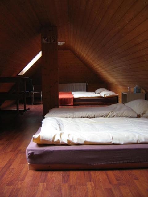 Auberge Du Prevoux Le Locle Kültér fotó