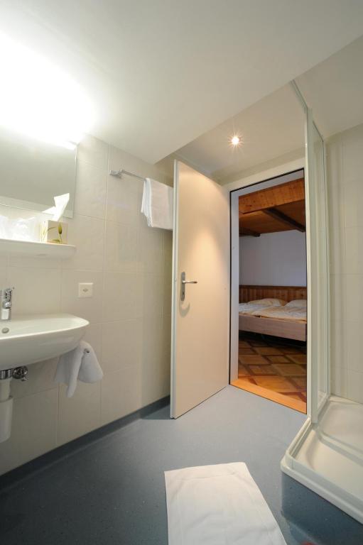 Auberge Du Prevoux Le Locle Szoba fotó
